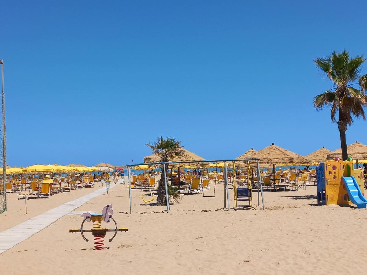 Hotel La Stanza Dell'Architetto Pescara Zewnętrze zdjęcie